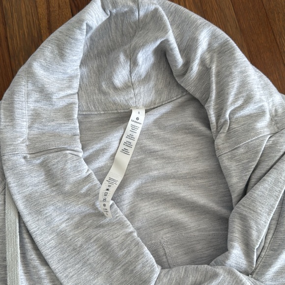 Lululemon jacket - Picture 2 of 2